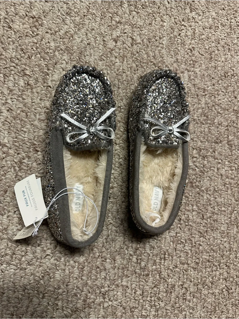 Old Navy Girls Silver Glitter Moccasins with Bow Accent